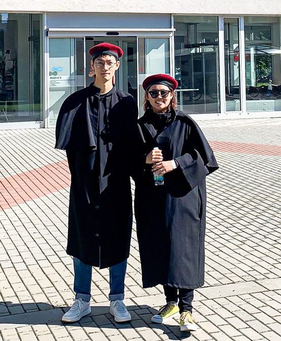Two Chinese students successfully graduated from the Business Administration bachelor’s program at VŠTE